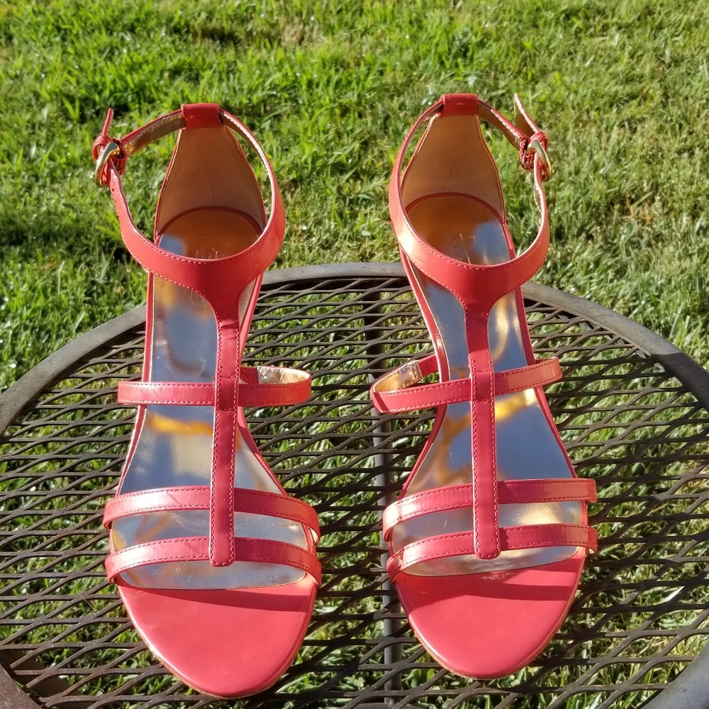 Strappy Sexy Sandals 💋